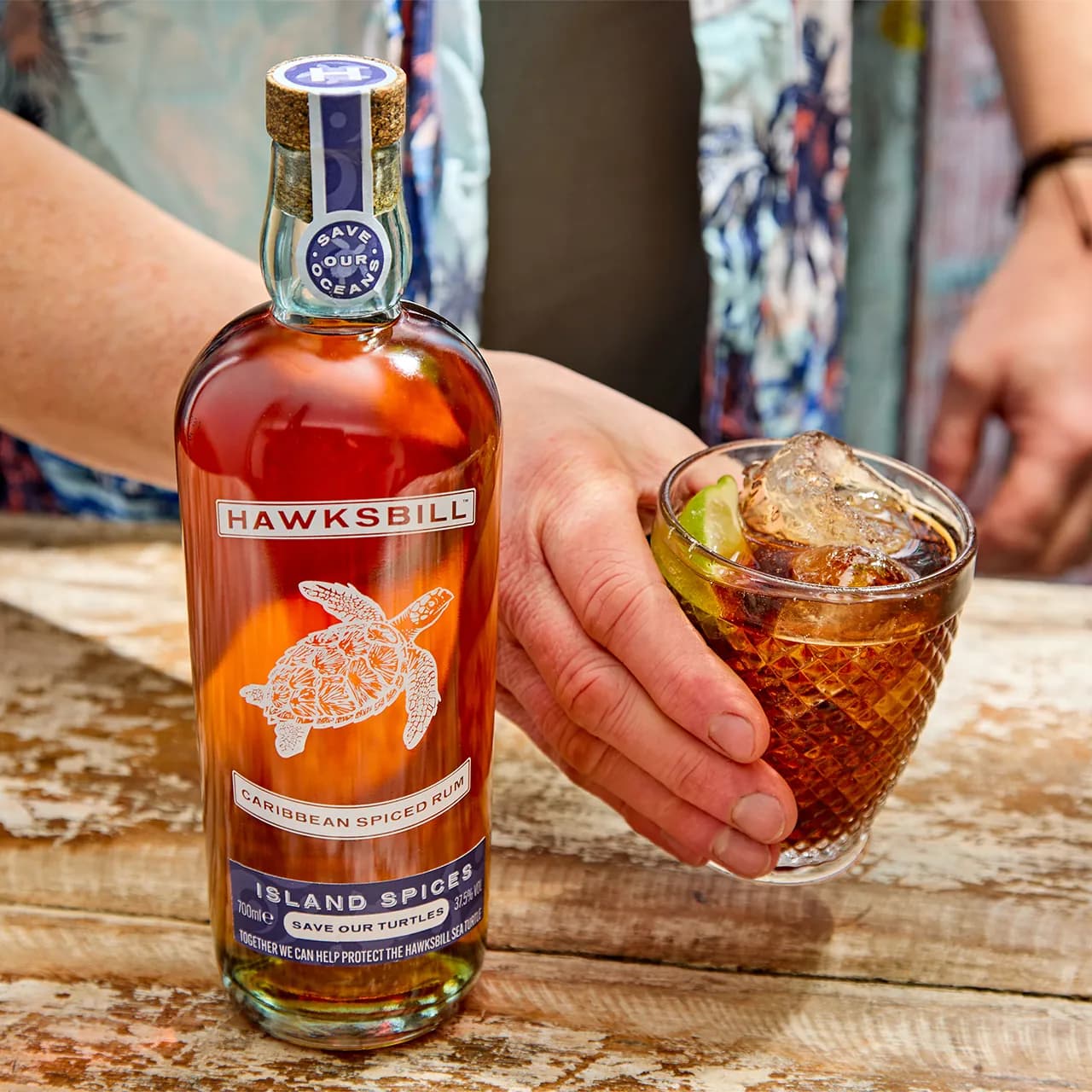 Spiced rum & cola cocktail image